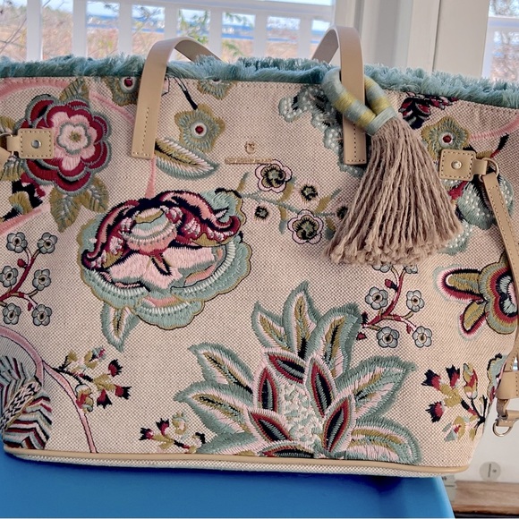 Spartina Jetsetter Tote - Jones Hundred Tree of Life - Picture 3 of 4